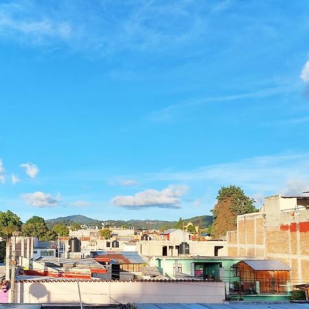 Casa Latina Hostel San Cristóbal de Las Casas エクステリア 写真